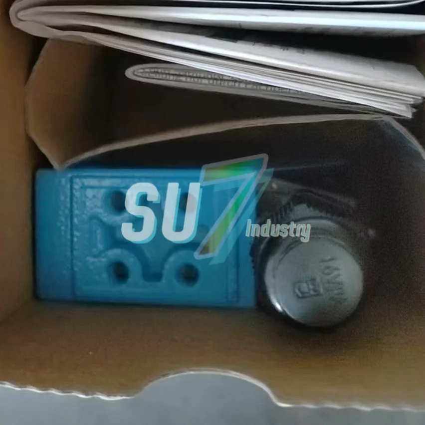 Nieuw In magazijn Foto-elektrische sensor WT24-2B210 1016931 WT24-2R210 1016932 WT34-B410 1010229