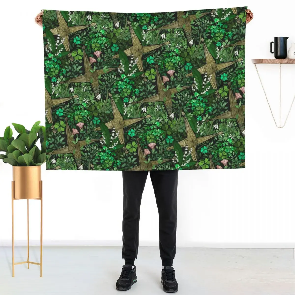Saint Brigid's Cross in the Celtic Spring Throw Blanket Warm Decorative Sofas Decorative Beds Retros Blankets