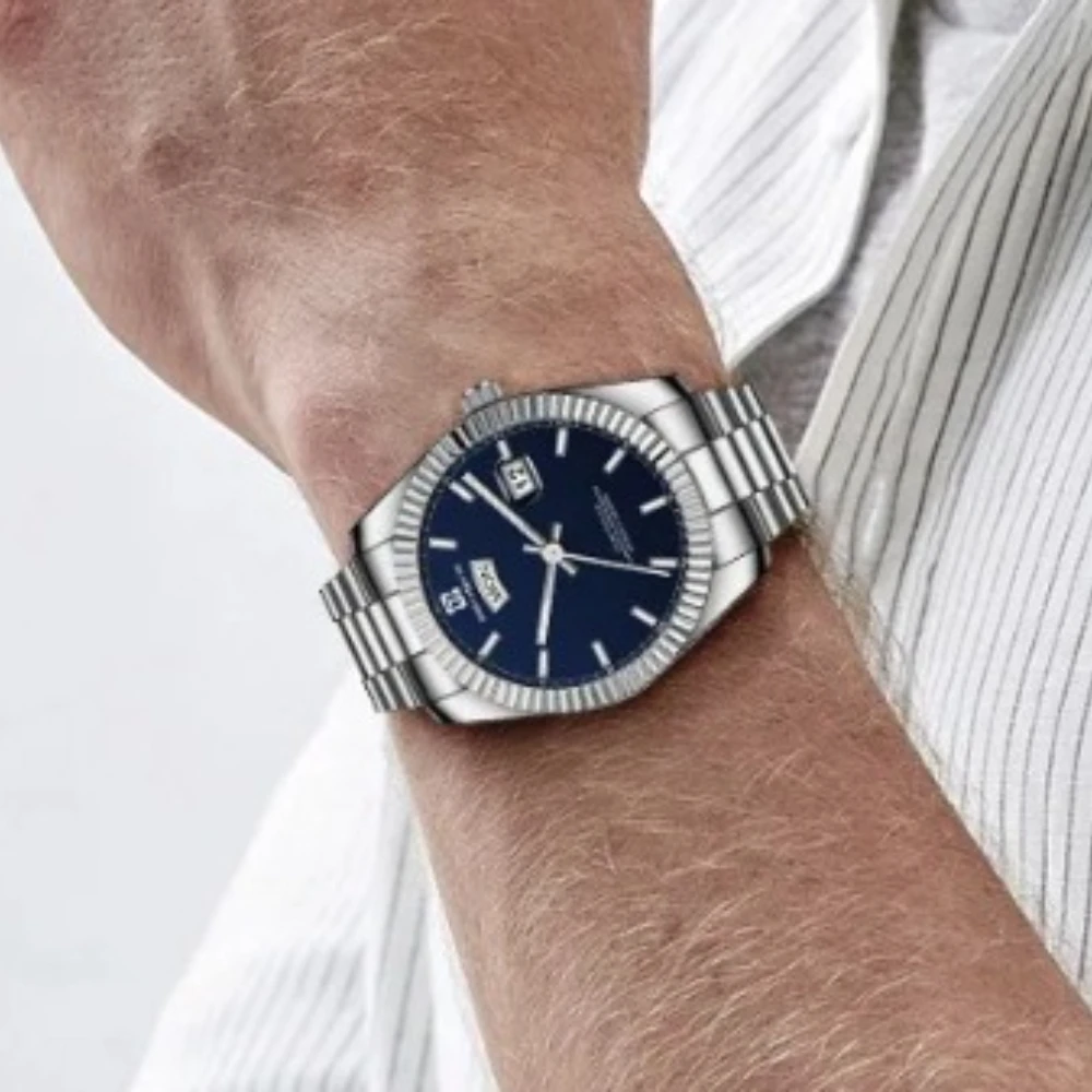 

Men Luxury Watch 40mm Case Wristwatch Install Quartz Movement Stainless Steel Strap Diving Men Wristwatch