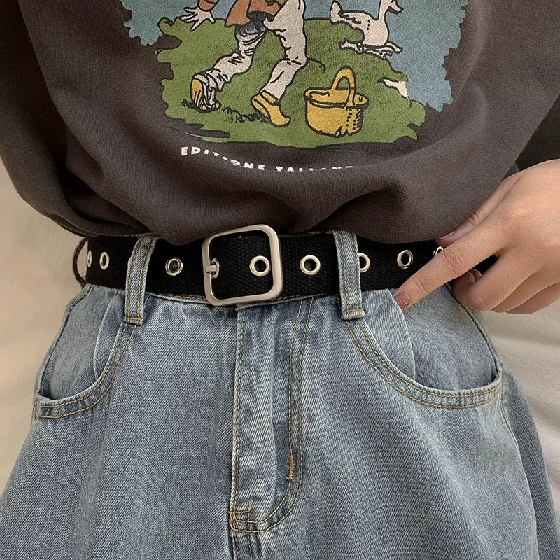 เข็มขัดผ้าใบสีดำแบบมีรูสำหรับนักเรียน 男女兼用 ใช้กับกางเกงยีนส์ทั้งหมด  แบบโลหะเจาะรู  แบบยาวพิเศษ พร้อมสายคาดเอวสไตล์ฮิปสเตอร์