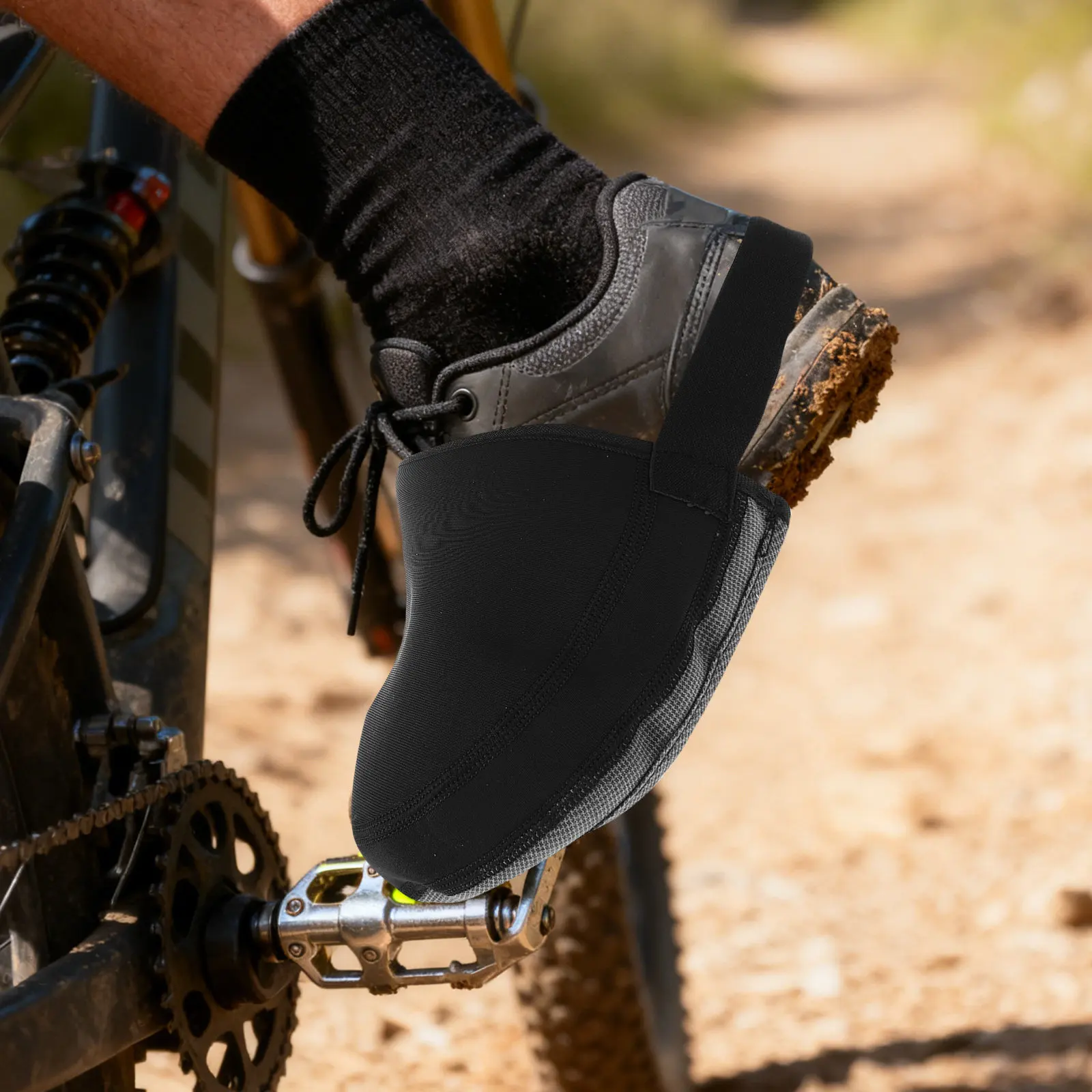 1Pair Breathable Cycling Toe Covers Windproof Thermal Outdoor Shoe Covers Half Toe Design Winter Overshoes Road Bike Shoes Size
