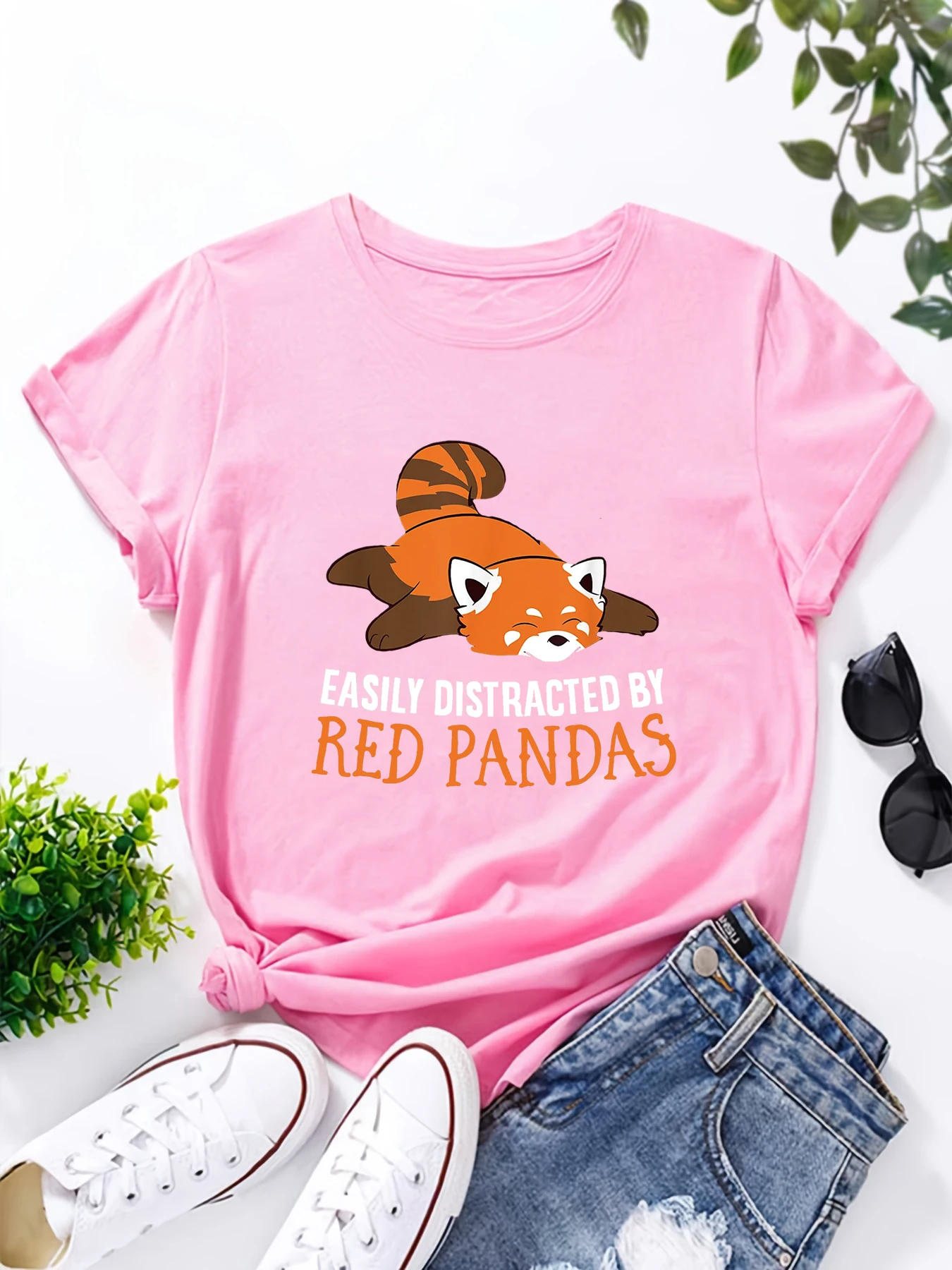 Red Panda Easily Distracted By Printed Short Sleeve Casual Fashion Women T-Shirt Pattern Women\'s Summer Printed T-Shirt