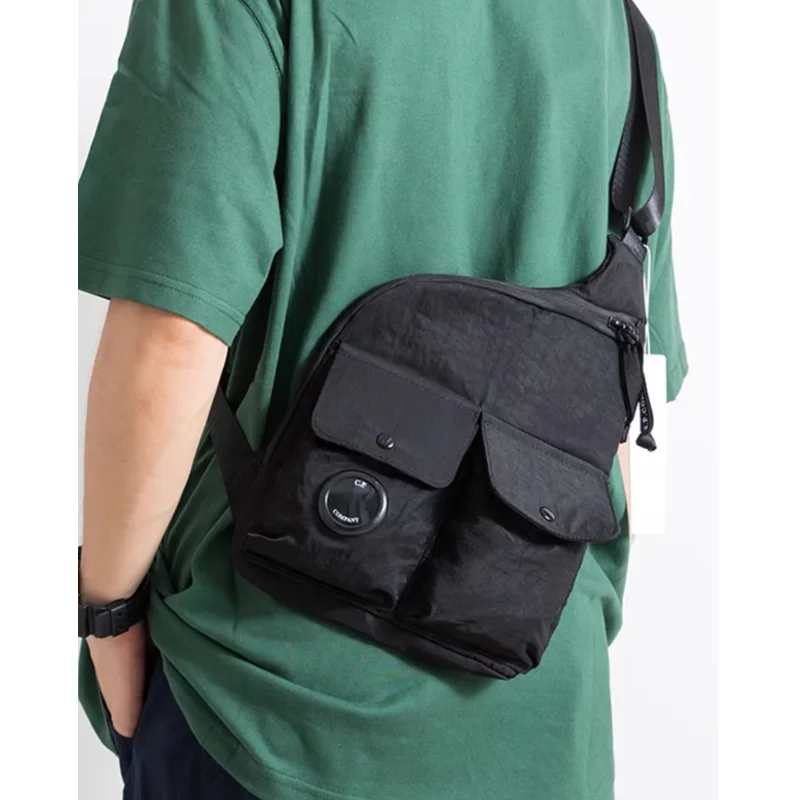 CP niche design crossbody bag men's chest shoulder casual versatile commuting bag can hold tablet computer