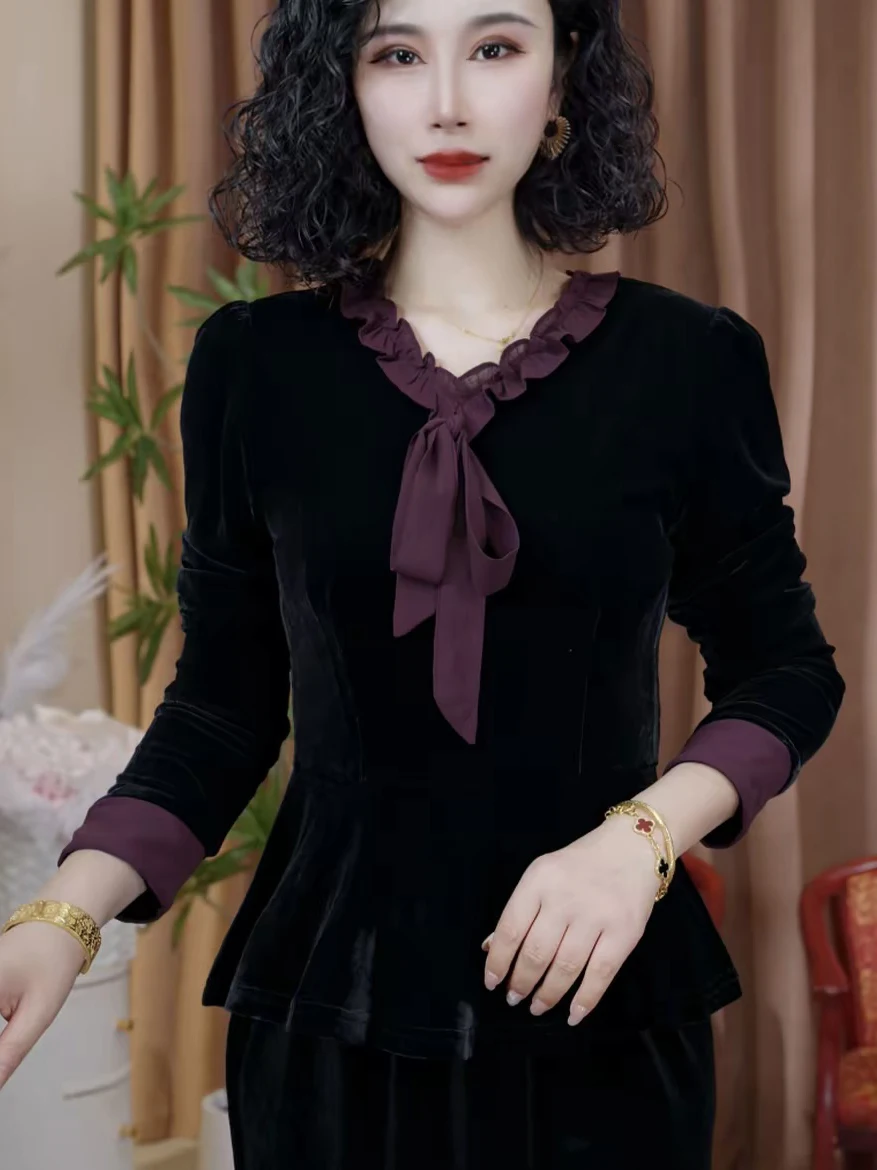 Elegant V-neck Velvet Top with Bow Design Long Sleeve Slimming Women's Fashion Autumn New Style Charming Base Layer Top