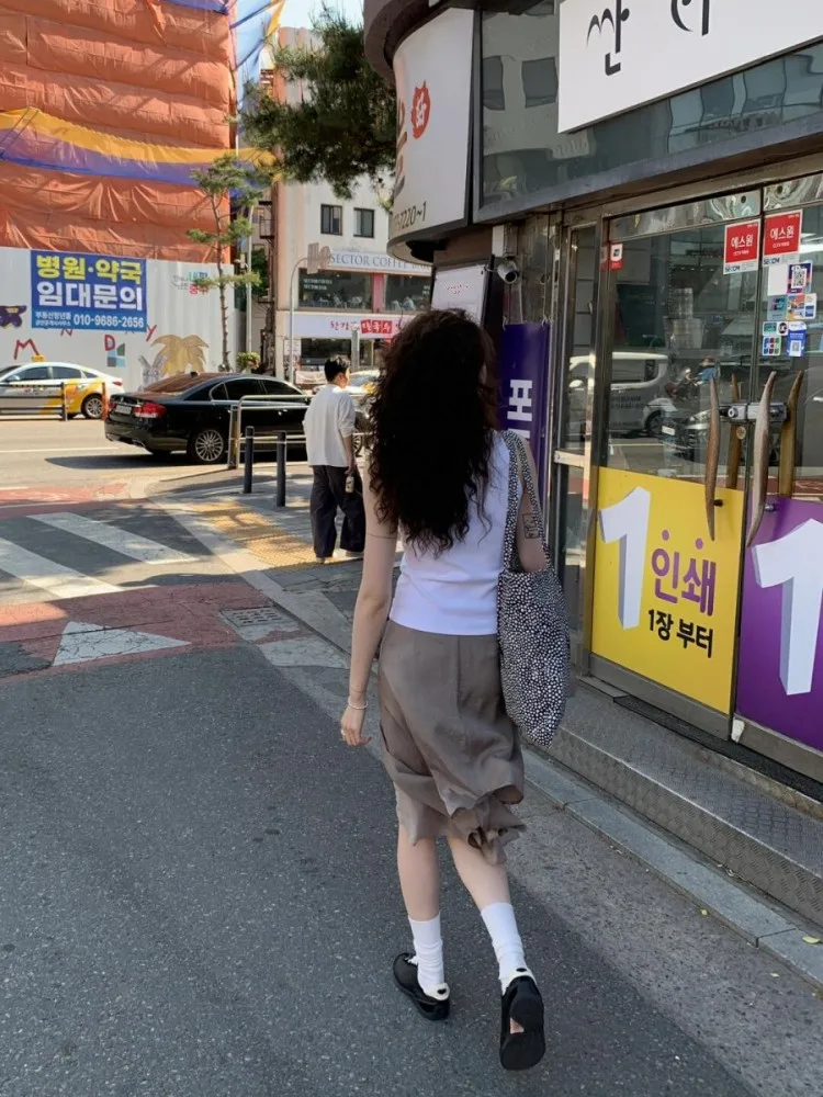 American Retro White Vest Women's Summer Design Asymmetrical Split f Skirt round Ne Two-Piece Set Faionable Casual Wear