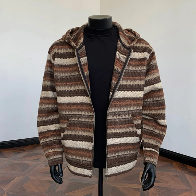 Vintage colorblock jack met capuchon: gezellige gebreide golvende strepen in warm bruin (unisex) ​   Dagelijks los vrijetijdsjack voor heren
