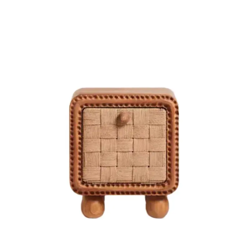 

Luxurious uropeanstylestoragecabinets, woven bedside tables and solid wood bedroom furniture