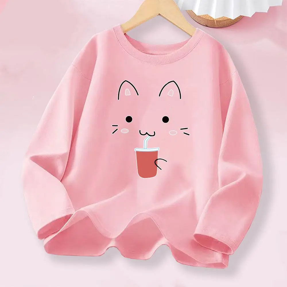 Kinderbekleidung – Langarm-T-Shirt in Rosa für Mädchen für Frühling und Herbst, Sweet Kitty Drinking Graphic Tops