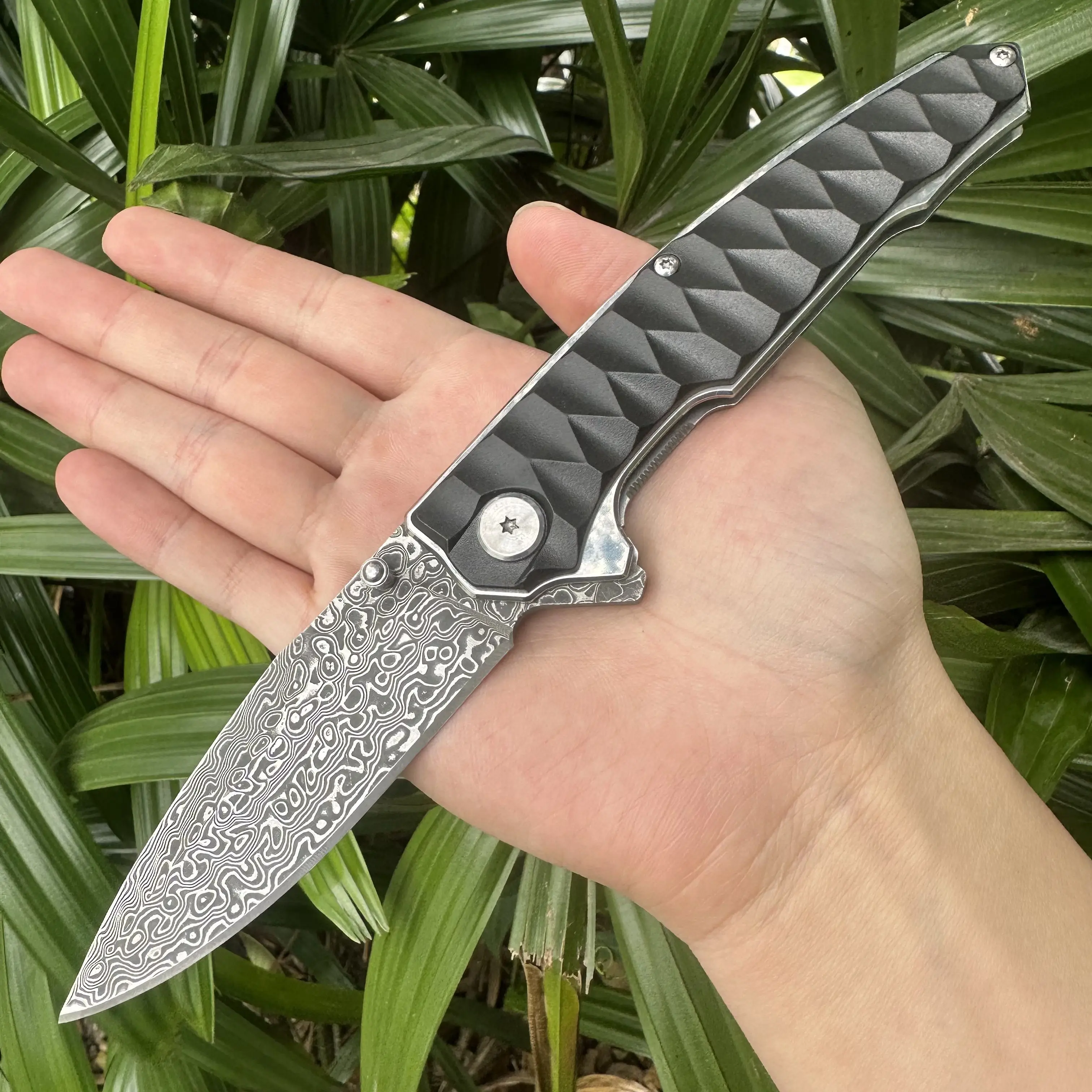 Topwell Handmade Russian Folding Knife Sharp VG10 Damascus Blade With Kraft First layer Leather Sheath Portable EDC Knife Gift