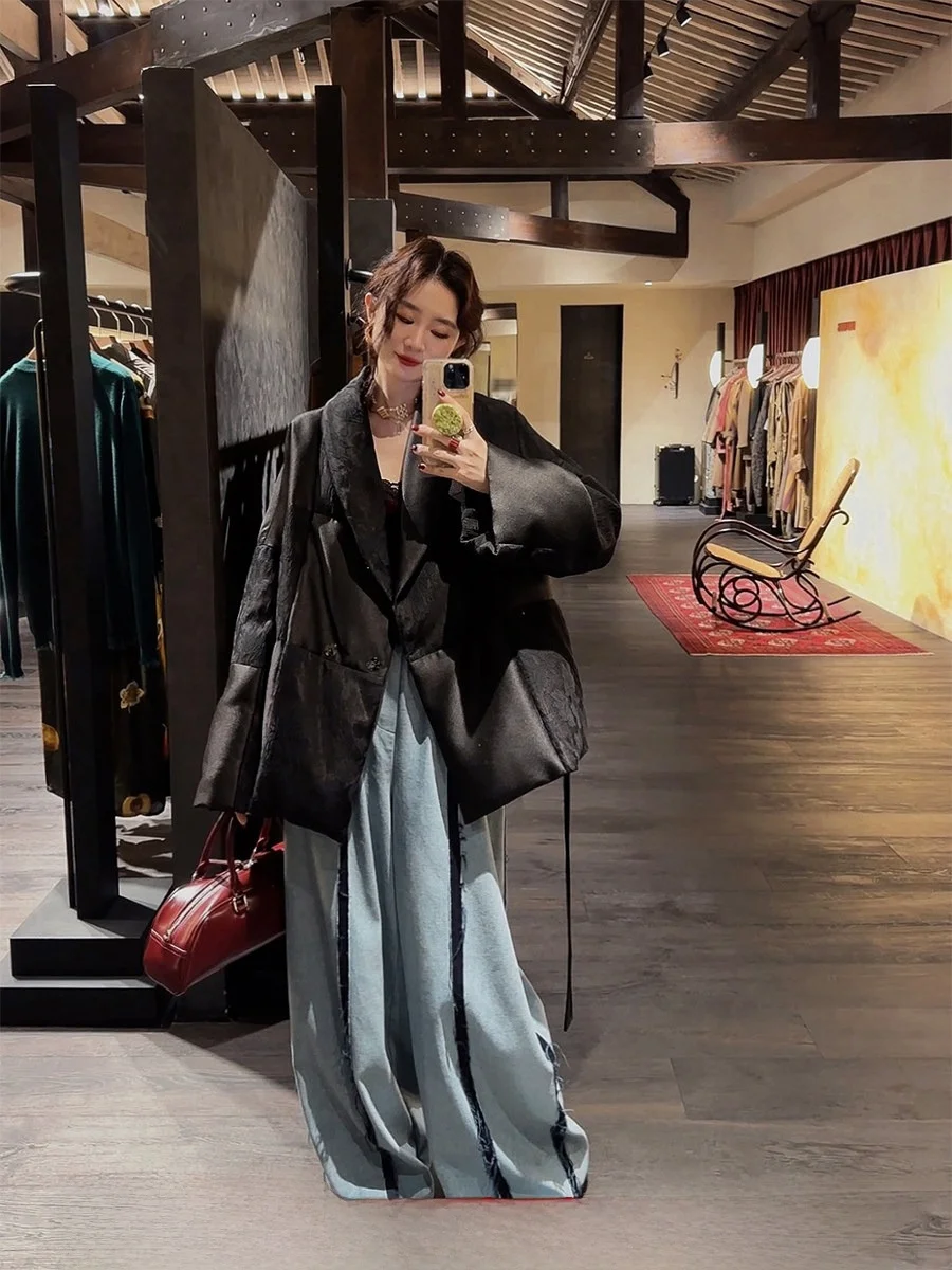 

Новые китайские джинсы-клеш для женщин с высокой талией, из хлопкового стрейч-денима, с цветочным дизайном, модная зимняя коллекция