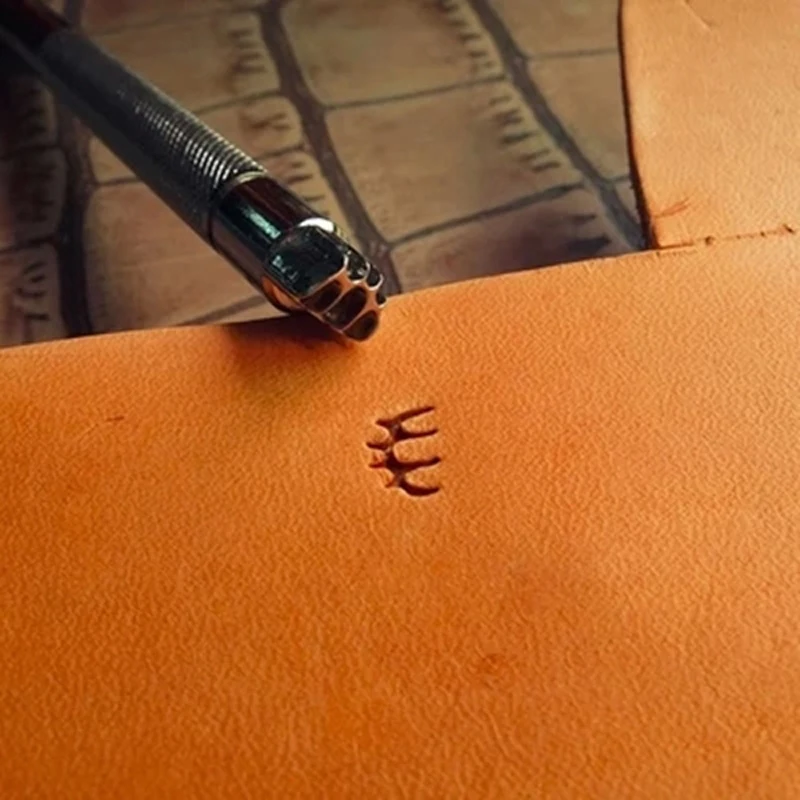 

Realistic Pine Needle Stamp, Solid Steel Leather Tool for Detailed Nature Scenes, Long-Lasting F922