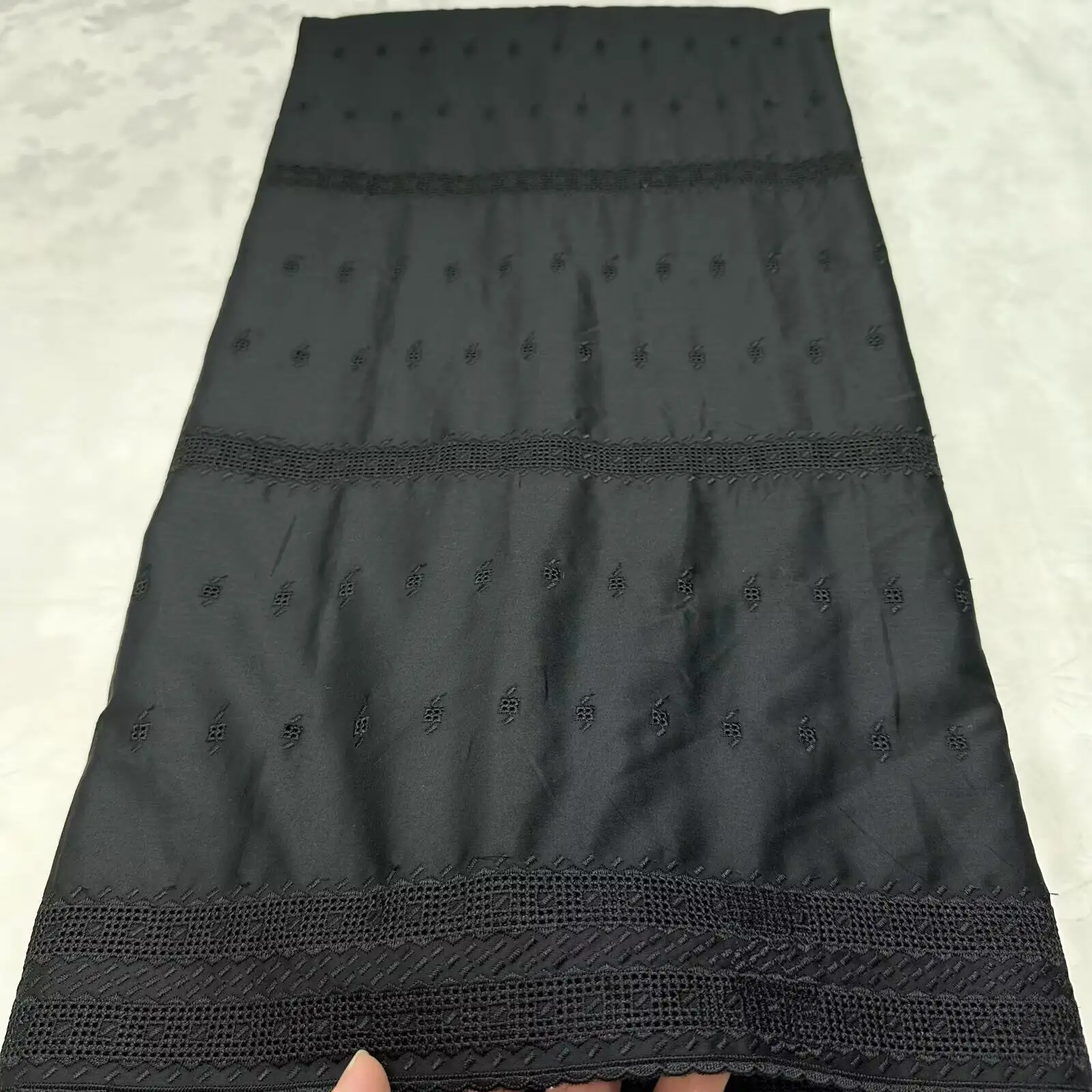 

High End African Nigerian Franch Satin Menswear Swiss Polish Lace Fabric 2025 Hot Sale for Groom Wedding Party Sewing Dresses