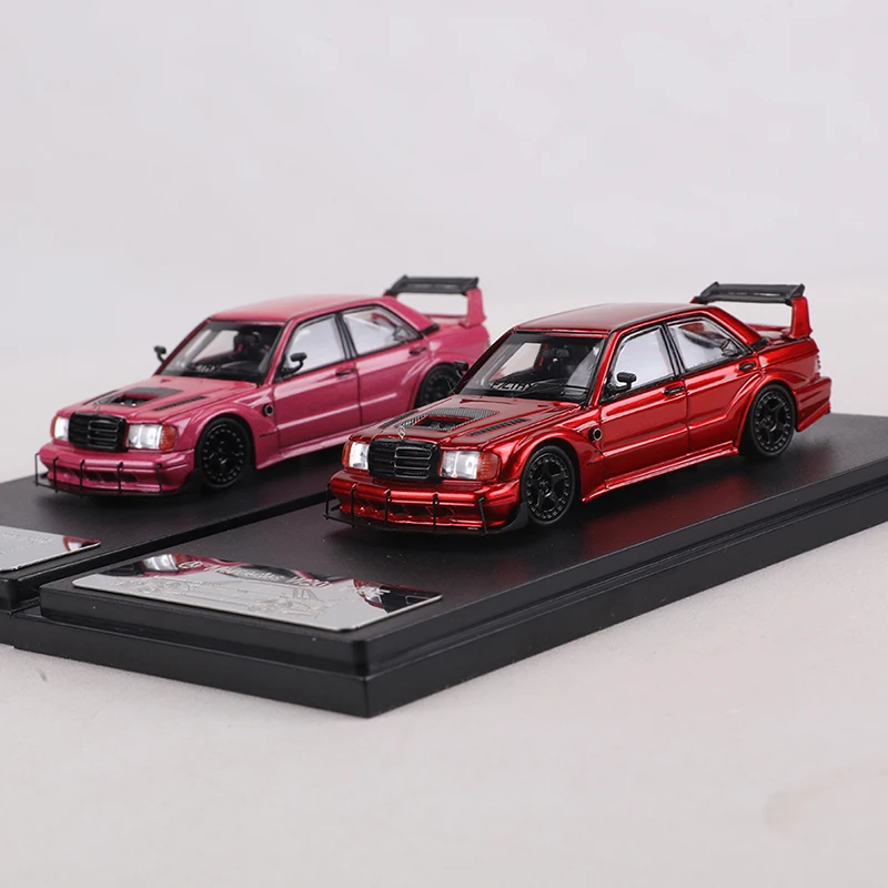 RM MODEL 1:64 190E W201 Legierungsmodellauto