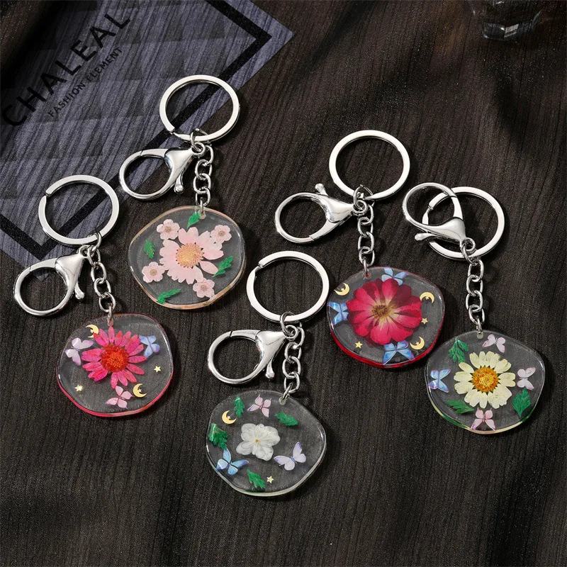 Creative Natrual Real Dried Flower Style Resin Key Chains Hibiscus Daisy Petal Pendant Lobster Clasp Keychain Pendant Keyring