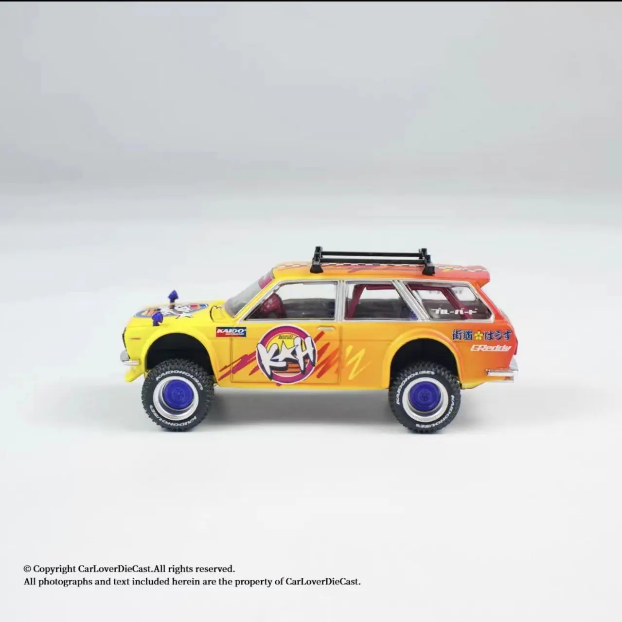 Kaido House + MINIGT1:64 Datsun 510 Wagon Simulation Alloy Car Model