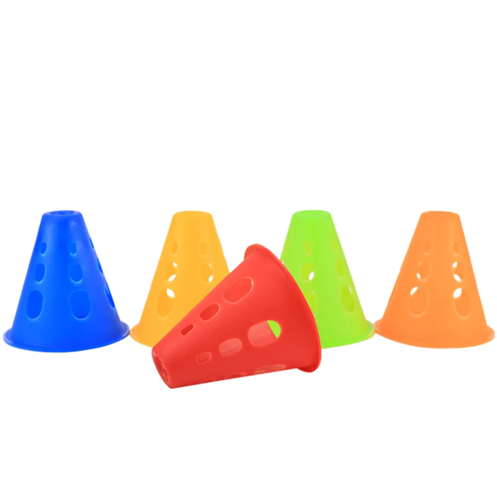 

50Pcs Windproof Skating Obstacle Marker Cones Hole Design Portable Plastic Flat Base Indoor Outdoor Training Course Boundary