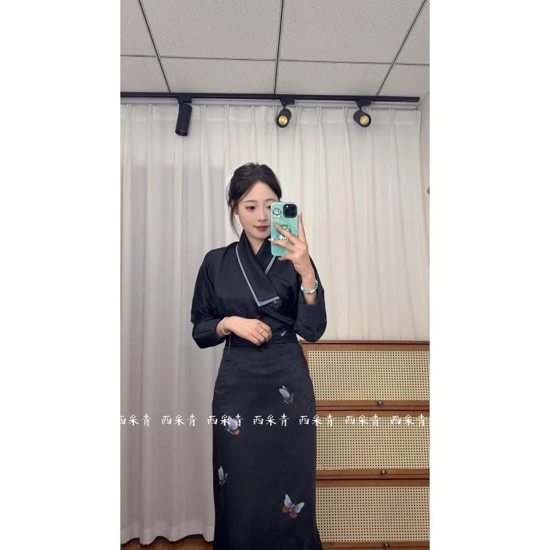 

Chinese Tibetan Bora Skirt Double Collar Design Exquisite Printed Tibetan Dress