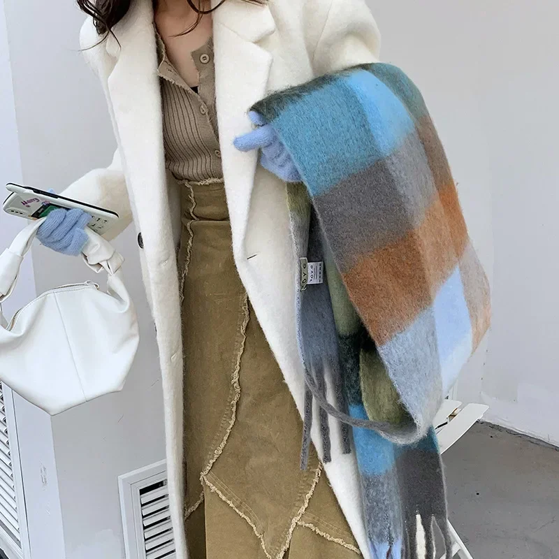New plaid scarf women's Nordic autumn and winter soft waxy warm circle yarn contrasting color plaid scarf shawl scarf