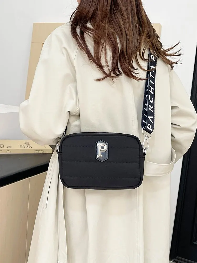 

Ladies Shoulder Bag Made Of Fine Leather Boasting Designer Inspired And Trendy Daily Look