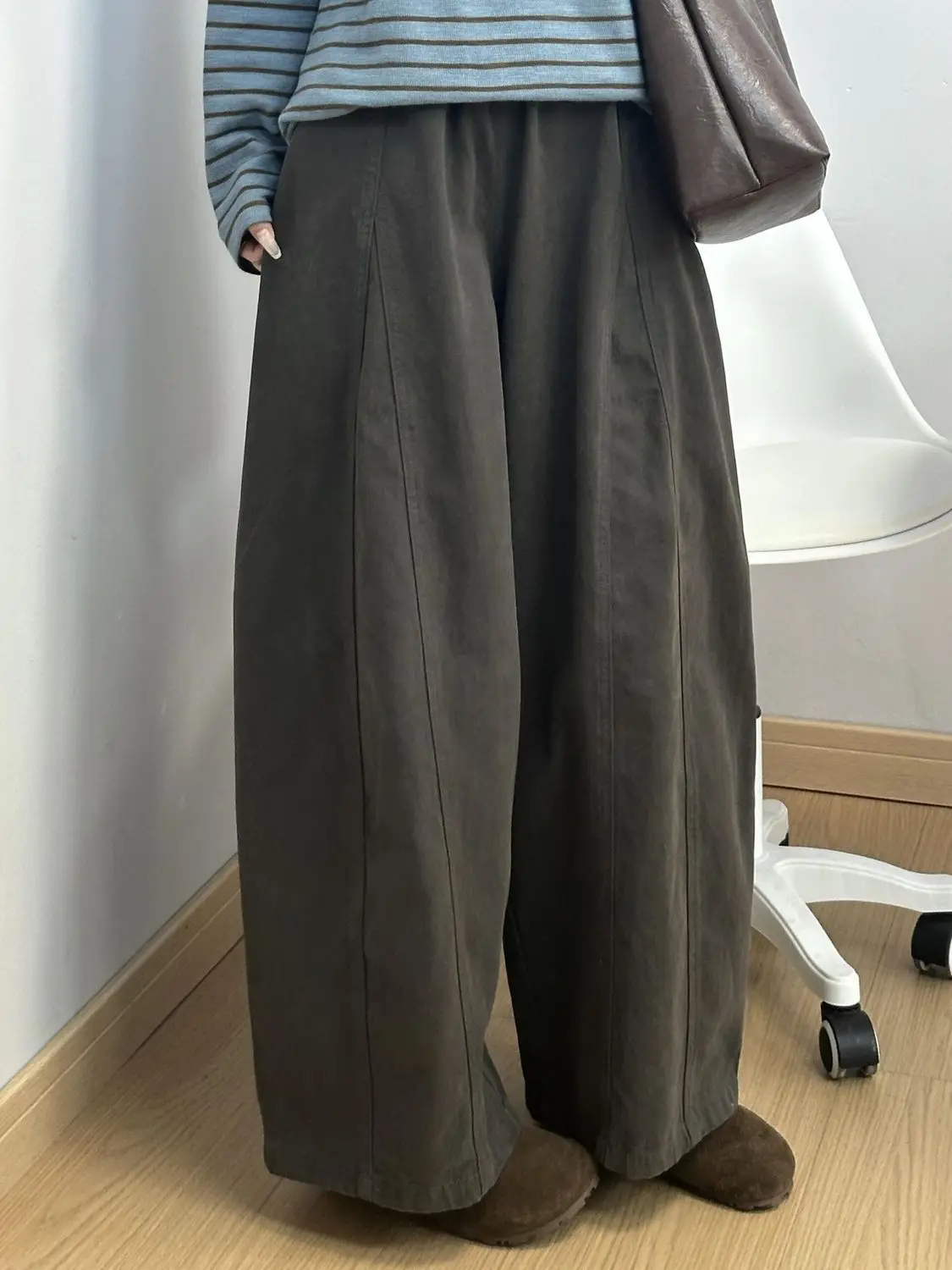

Gagarich Japanese High Waisted Short Casual Autumn Winter High Street Relaxed Feeling Balloon Loose Lazy Curved Knife Pants