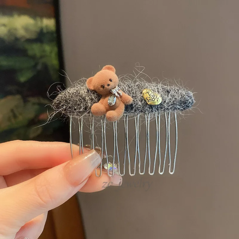 

20252023 New High-End Coffee Color Flocked Bear Hair Comb for Women, Mori Style Hair Clip for Tidying Up Loose Hair