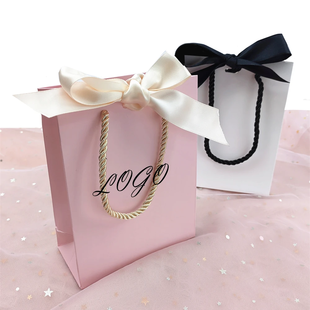 500Pcs/Lot Customised Logo Design Printed Jewelry Packaging Clothing Wedding Cheap Small Luxury Paper Gift Bags With Handles