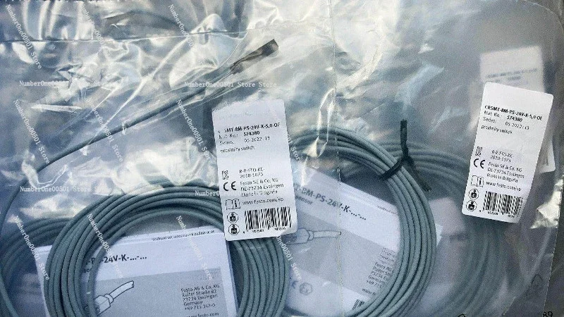 Proximity Sensor 574380 CRSMT-8M-PS-24V-K-5,0-OE  Original Cylinder Position Switch