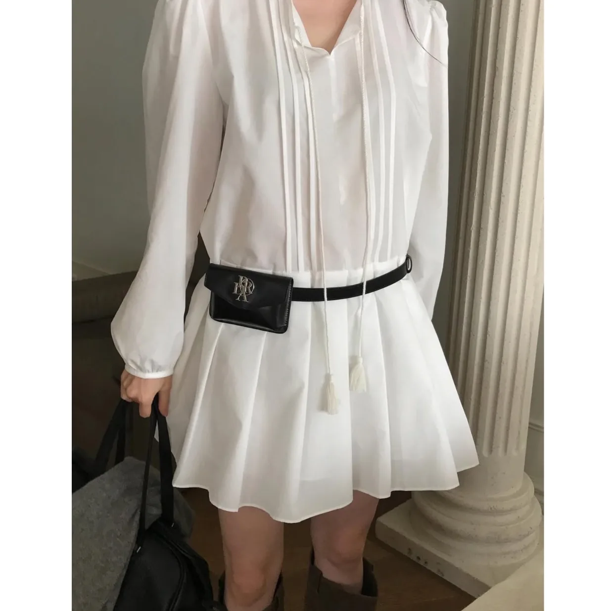 엘레 시크 이른 봄 V넥 태슬 드 여성 패션 에이지 디파잉 플리츠 스커트 한국 스타일 봄 가을 겨울 드