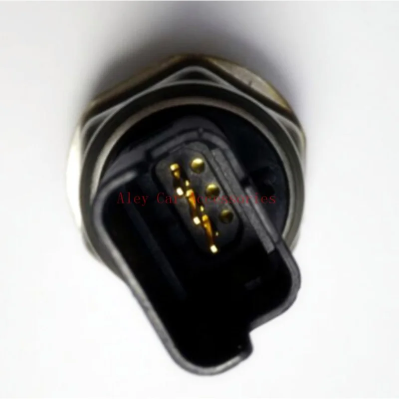 Nuovo originale 55PP34-01 55PP34 01 55PP3401 Sensore di pressione olio combustibile per Peugeot 206 Plus 1.4 2009-2012 208 2012-2015