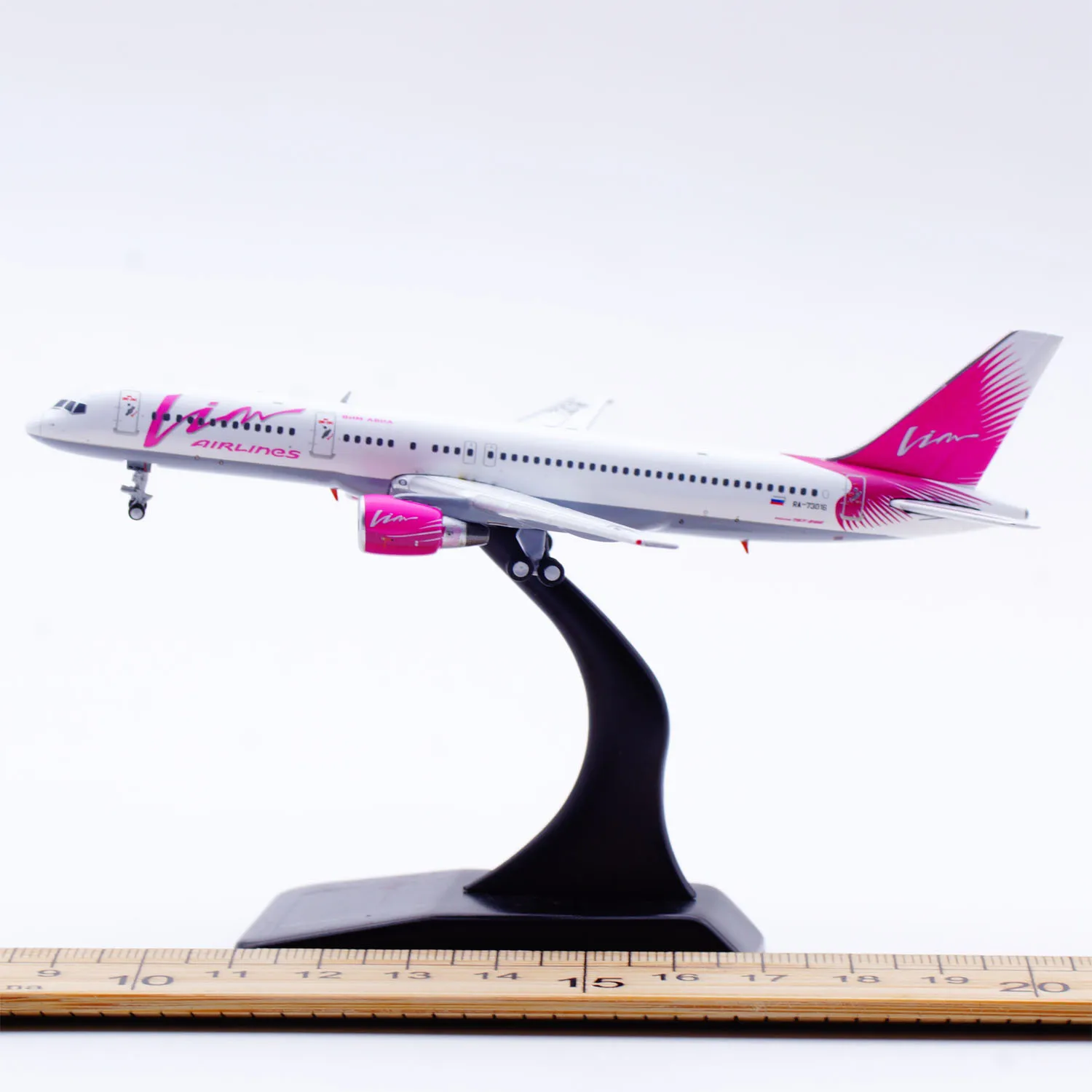 XX40432 Alloy Collectible Plane Gift JC Wings 1:400 Vim Airlines Boeing B757-200 Diecast Aircraft Jet Model RA-73016 With Stand