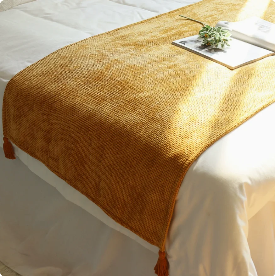 Luxury Thick Chenille Wicker Texture Bed Runner Bed Cover Homestay Hotel Bed End Throw Blanket