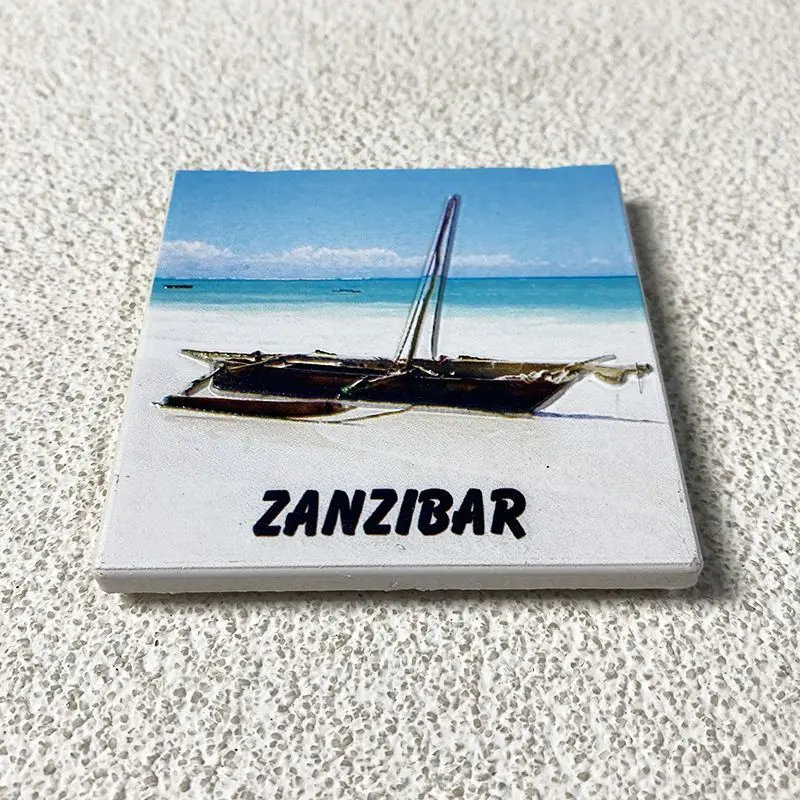 

Seychelles Beach Small Boat Simulation Creative insHome Decor 3D Decorative Souvenirs