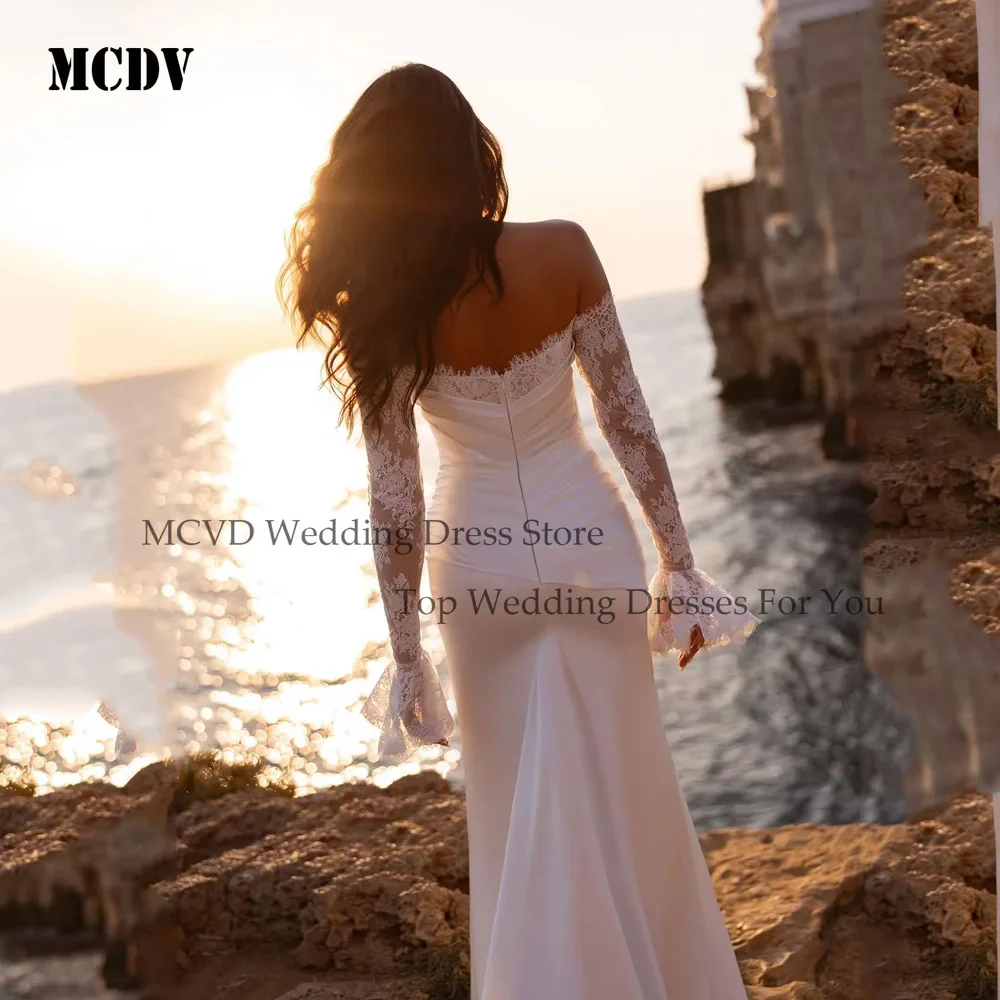 MCDV Abiti da sposa vintage a sirena Abiti da sposa a maniche lunghe con scollo a O Abiti da sposa in raso robe de mariée 	 Treno spazzante personalizzato