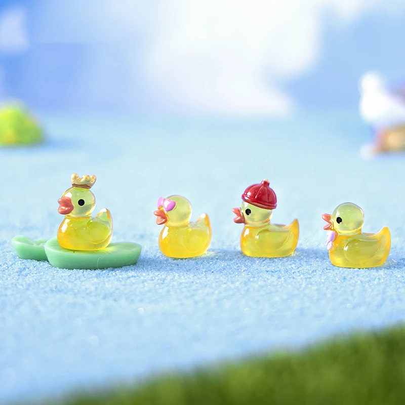 TH 8pcs For DIY Aquarium Garden Decor Luminous ResinHouse Glow-in-the-Dark Ducks Figurines  Mini Yellow Duckling Miniatures Doll