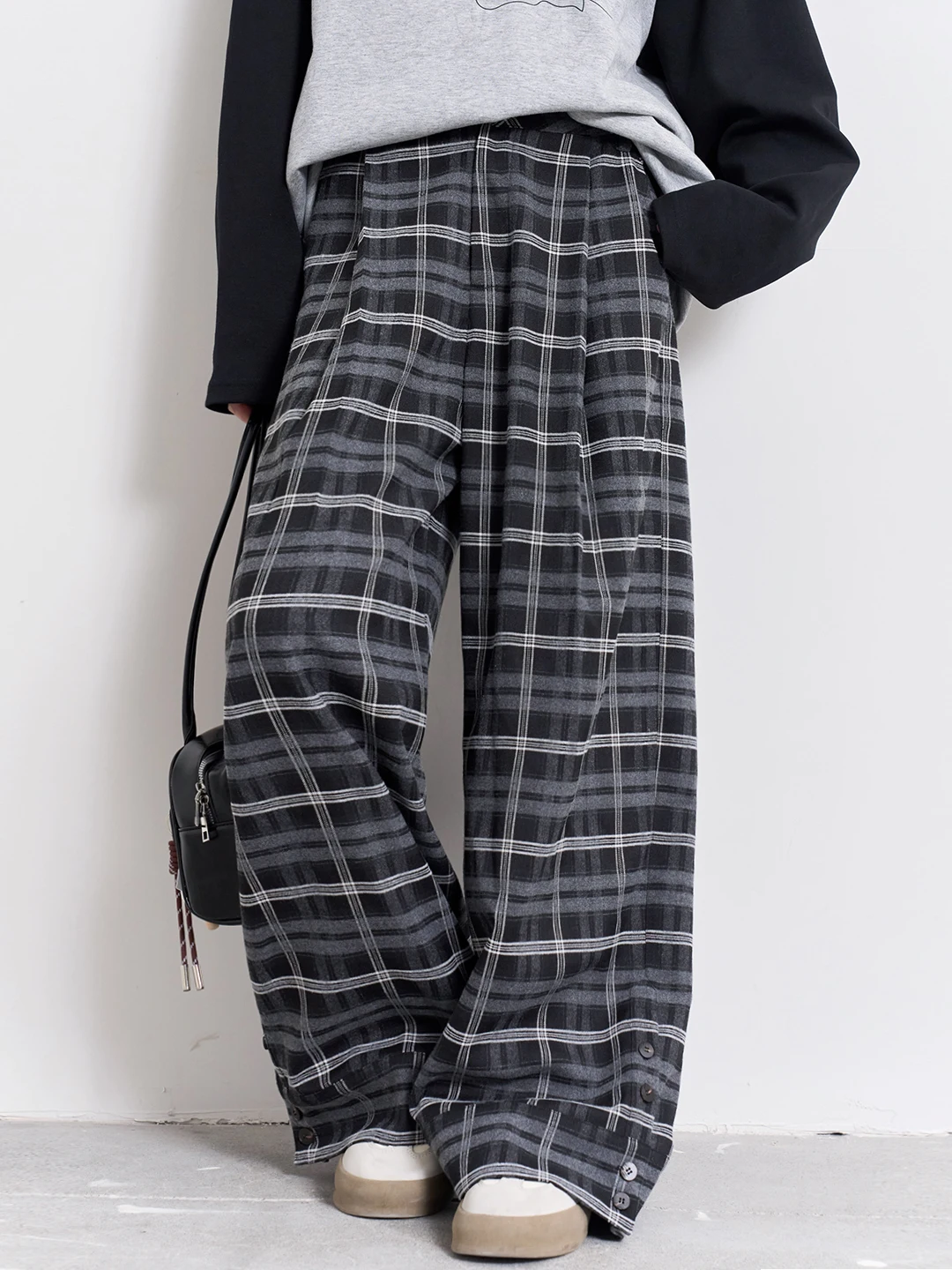 

Winku Women's Casual Plaid Straight Leg Pants l Waist Button Closure Polyester Blend Comfortable Straight Tube Trousers