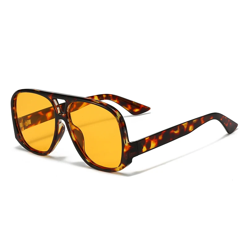 نظارات المشي لمسافات طويلة والتخييم الكلاسيكية بإطار كبير مربع مضاد للضوء نظارات عصرية ملونة بعدسات ظلال الشاطئ والسفر UV400