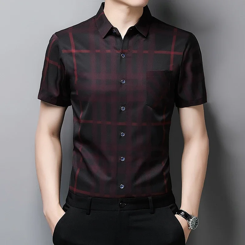 New Men\'s Business Casual Short Sleeved Shirt No Iron and Wrinkle Resistant Top