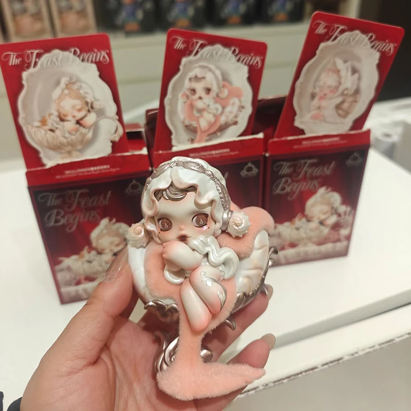 سلسلة طاولة طعام POP mart Skullpanda صندوق أعمى لتزيين غرفة الدراسة لعبة قابلة للجمع هدية عيد ميلاد للأطفال