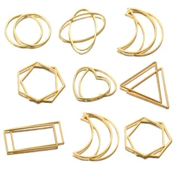 10 pezzi / lotto Orecchini a forma di luna in acciaio inossidabile dorato che creano forniture Connettori per ciondoli per orecchini con castone per risultati di gioielli fai da te sfusi