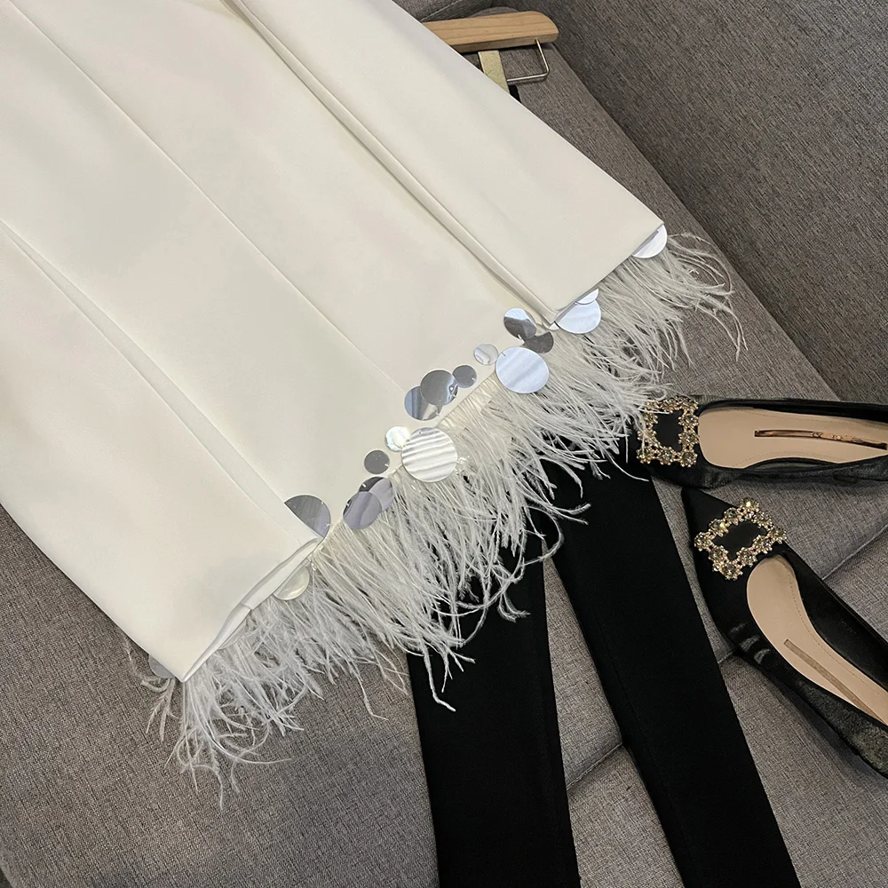 TWOTWINSTYLE Light Luxury Solid Slim Blazers For Women V Neck Long Sleeve Spliced Sequin Design Sense Jacket Female KJA551113