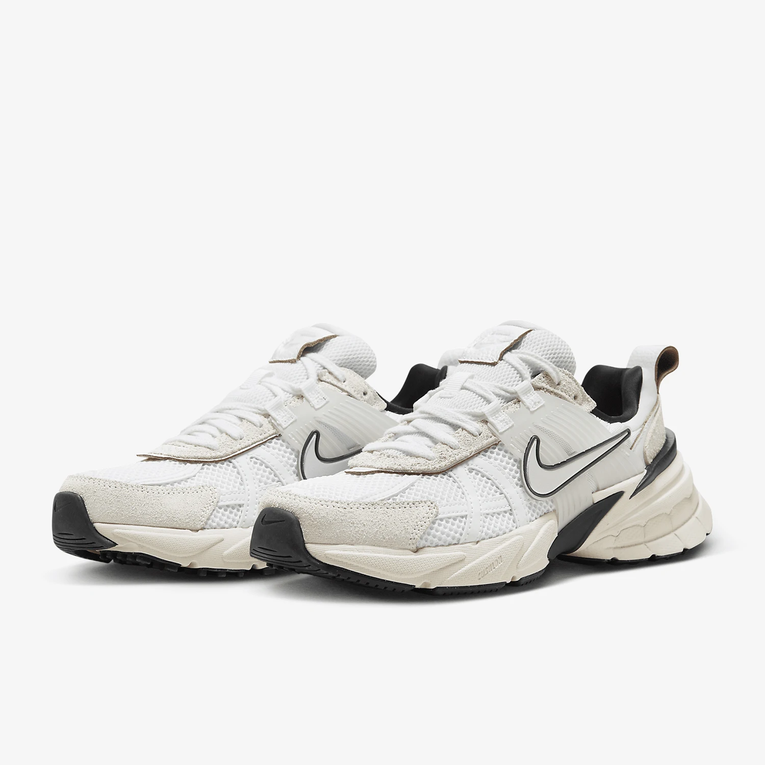 ΠΡΠΆΡΠΊΠΈΠ΅ ΠΈ ΠΆΠ΅Π½ΡΠΊΠΈΠ΅ ΠΊΡΠΎΡΡΠΎΠ²ΠΊΠΈ Nike Official V2K Run Ρ Π΄ΡΡΠ°ΡΠ΅ΠΉ ΠΌΡΠ³ΠΊΠΎΠΉ ΠΏΠΎΠ΄ΠΊΠ»Π°Π΄ΠΊΠΎΠΉ Π² ΡΡΠΈΠ»Π΅ ΡΠ΅ΡΡΠΎ FN6703-100 ΠΡΠΆΡΠΊΠΈΠ΅ ΠΈ ΠΆΠ΅Π½ΡΠΊΠΈΠ΅ ΠΊΡΠΎΡΡΠΎΠ²ΠΊΠΈ Nike Official V2K Run Ρ Π΄ΡΡΠ°ΡΠ΅ΠΉ ΠΌΡΠ³ΠΊΠΎΠΉ ΠΏΠΎΠ΄ΠΊΠ»Π°Π΄ΠΊΠΎΠΉ Π² ΡΡΠΈΠ»Π΅ ΡΠ΅ΡΡΠΎ FN6703-100