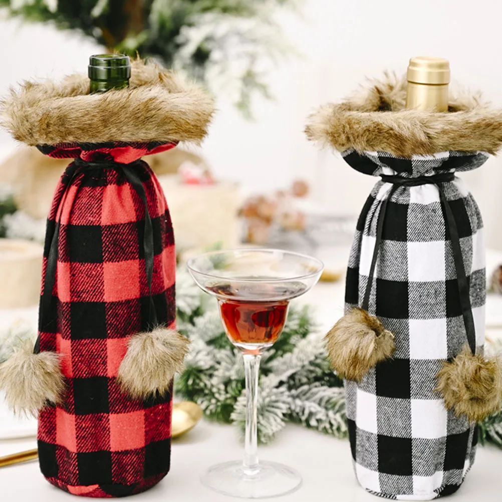 

2Pcs Wine Bottle Cover Pompon Lattice Pattern Red Black Black White Stylish Reusable Christmas Decor Home Restaurant Festival