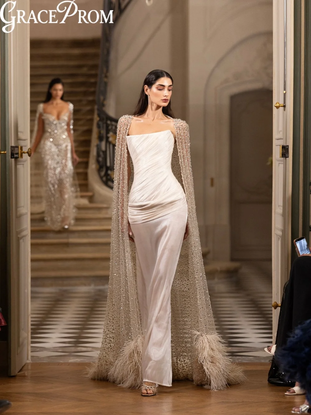 Haute Couture Exquisite Evening Dress Dazzling Crystal Beaded Red Carpet Gown Customized New Feathered Cape Long Banquet Gowns