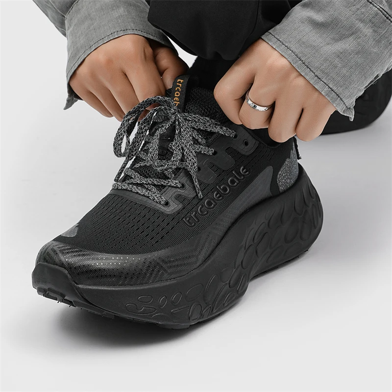 Zapatos para correr al aire libre para hombres y mujeres, zapatos para correr ligeros y transpirables con parte inferior gruesa, zapatos antideslizantes para montañismo