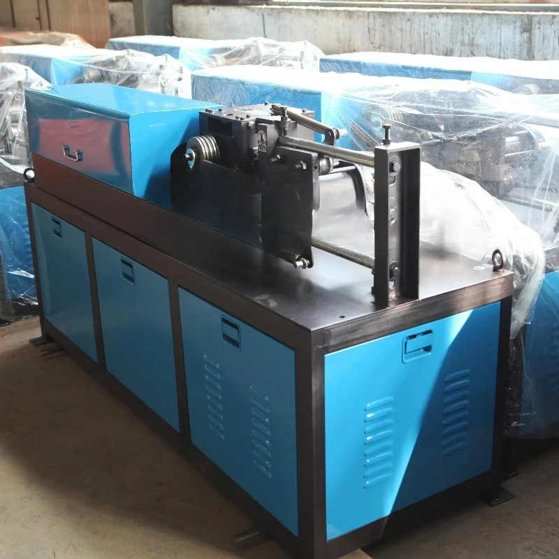 Automatic numerical control portable steel bar straightening machine