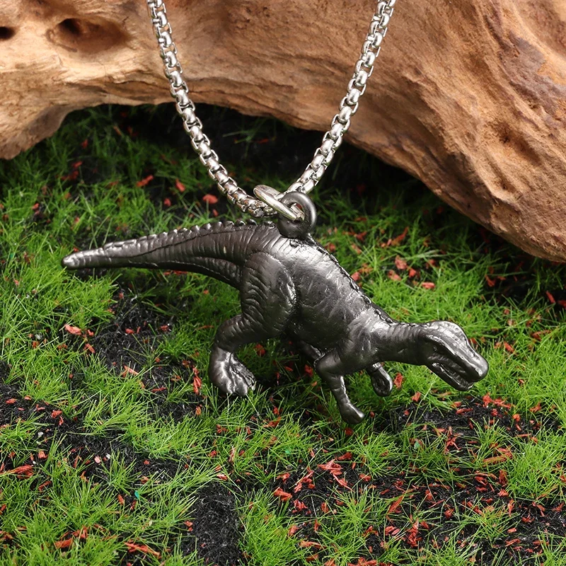 Fashionable Retro Dark Jurassic Dinosaur Tyrannosaurus Rex Carcharodontosaurus Animal Pendant Necklace Punk Trend