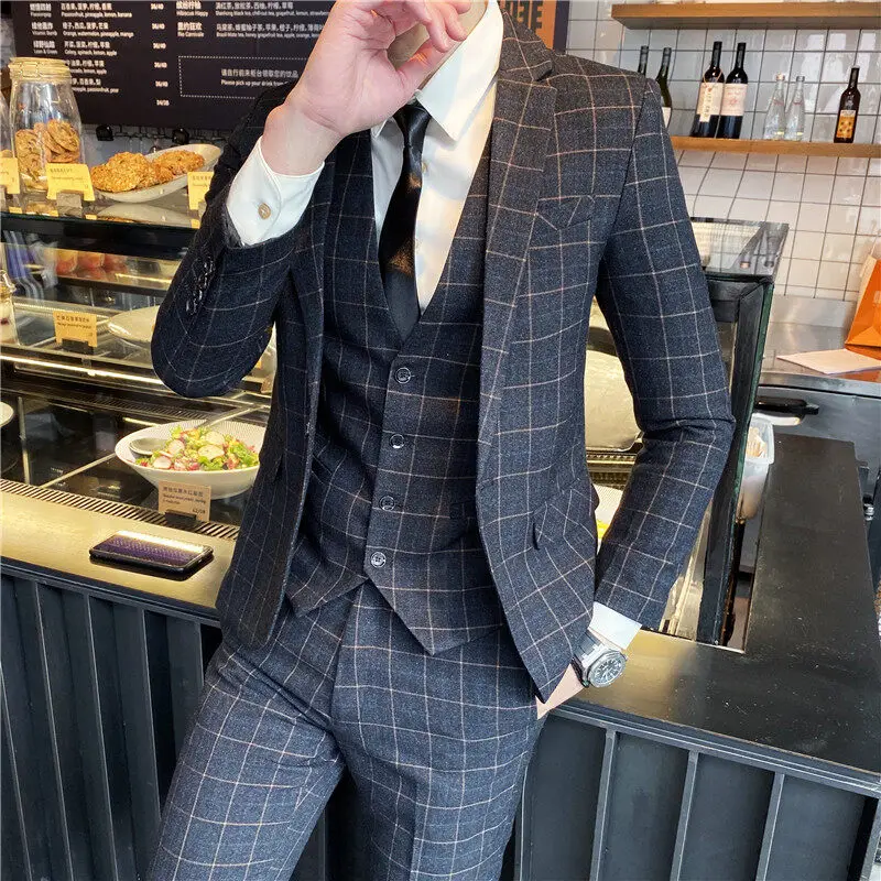 2025 High quality fashion and handsome business (suit + vest + trousers) British style sub-casual three-piece set