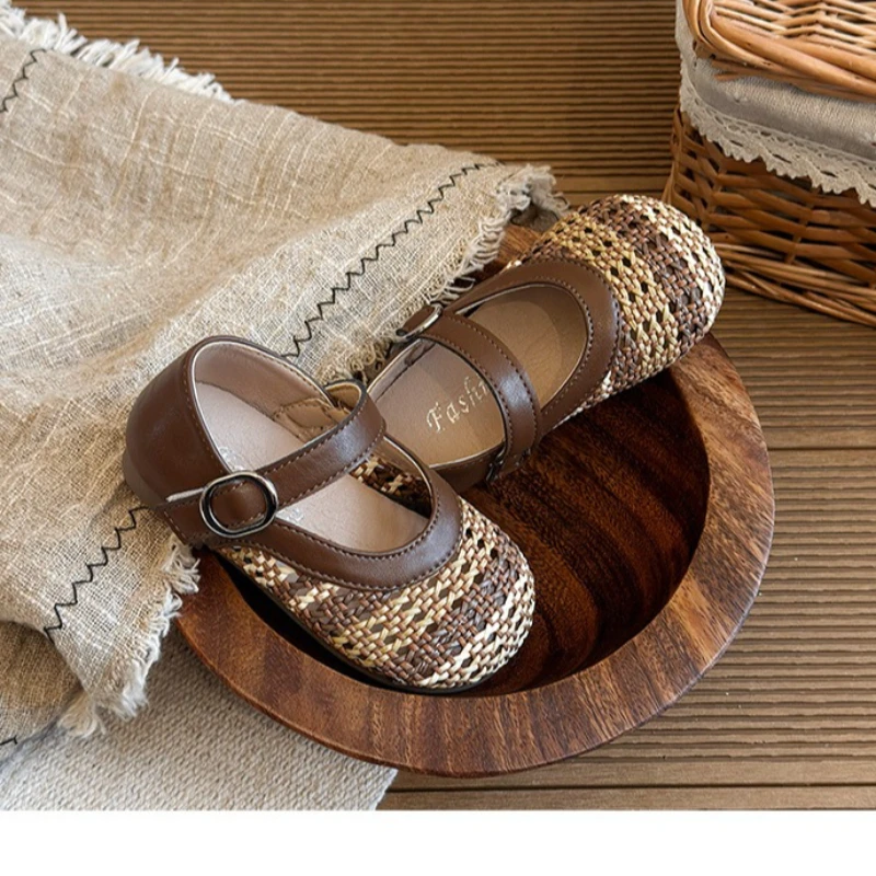 

Retro Women Shoe2026spring New Woven Hollow Out Gril Shoes Fashion Princess Shoes Soft Sole Mary Jane Shoe Medium Large Kid Shoe