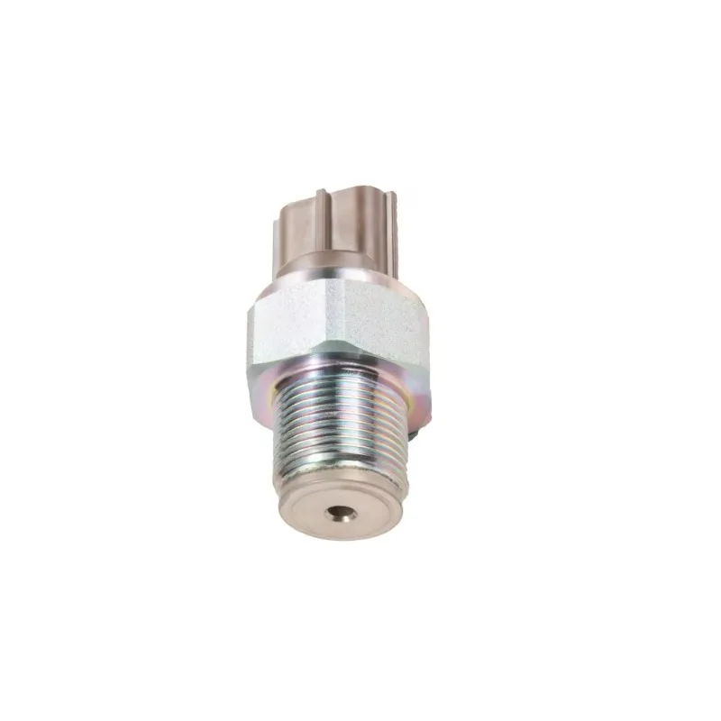 OEM RE523811 Factory Wholesale Fuel Rail Pressure Sensor for John Deere 6110M 6120M 8130 8230 8340 Tractors 9230 Harvesters