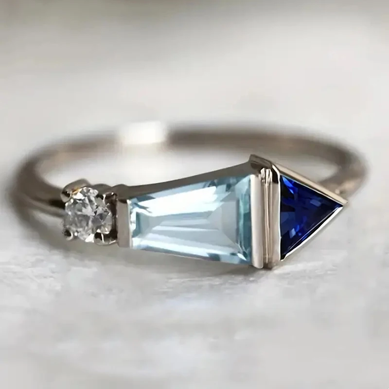 Huitan – bague géométrique en zircone cubique bleue pour femmes, couleur argent, pour tous les jours, fête, vintage, bijoux simples et élégants
